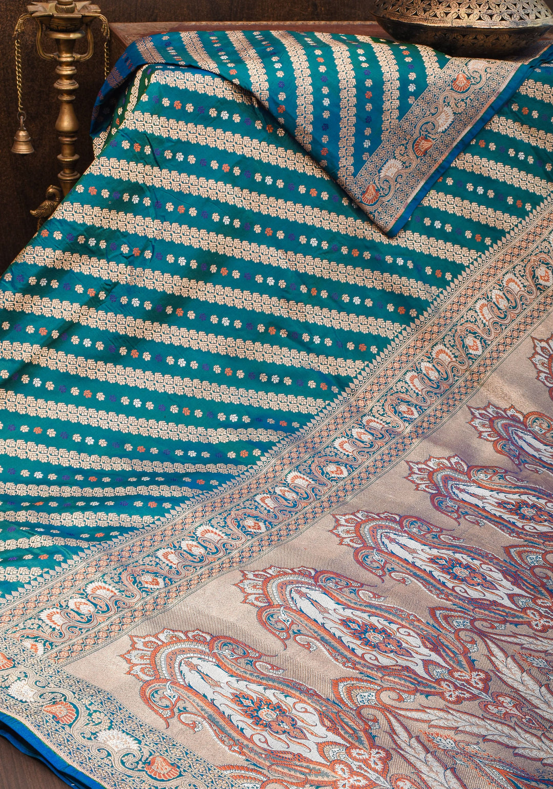 Exquisite Banarasi Silk Saree in Peacock Blue & Green Dual tone with Meenakari Leheria  with Intricate Pallu and Zari  | SILK MARK CERTIFIED