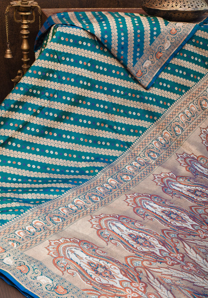 Exquisite Banarasi Silk Saree in Peacock Blue & Green Dual tone with Meenakari Leheria  with Intricate Pallu and Zari  | SILK MARK CERTIFIED