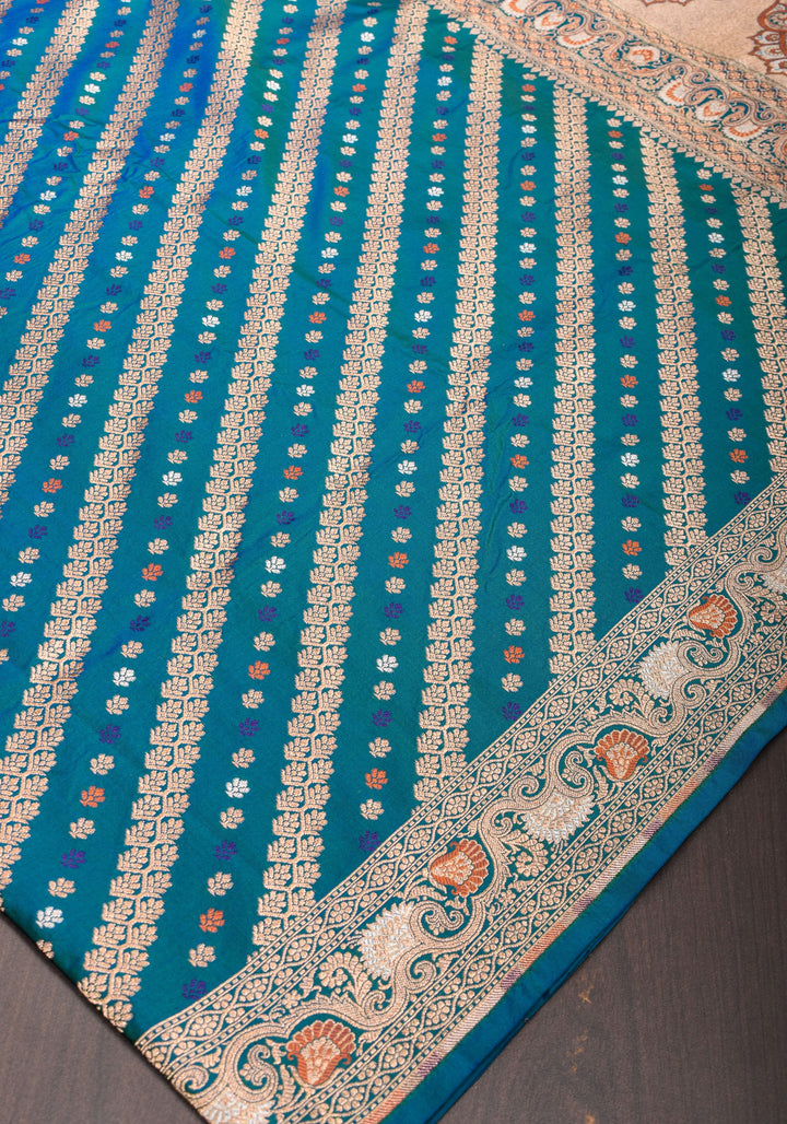 Exquisite Banarasi Silk Saree in Peacock Blue & Green Dual tone with Meenakari Leheria  with Intricate Pallu and Zari  | SILK MARK CERTIFIED
