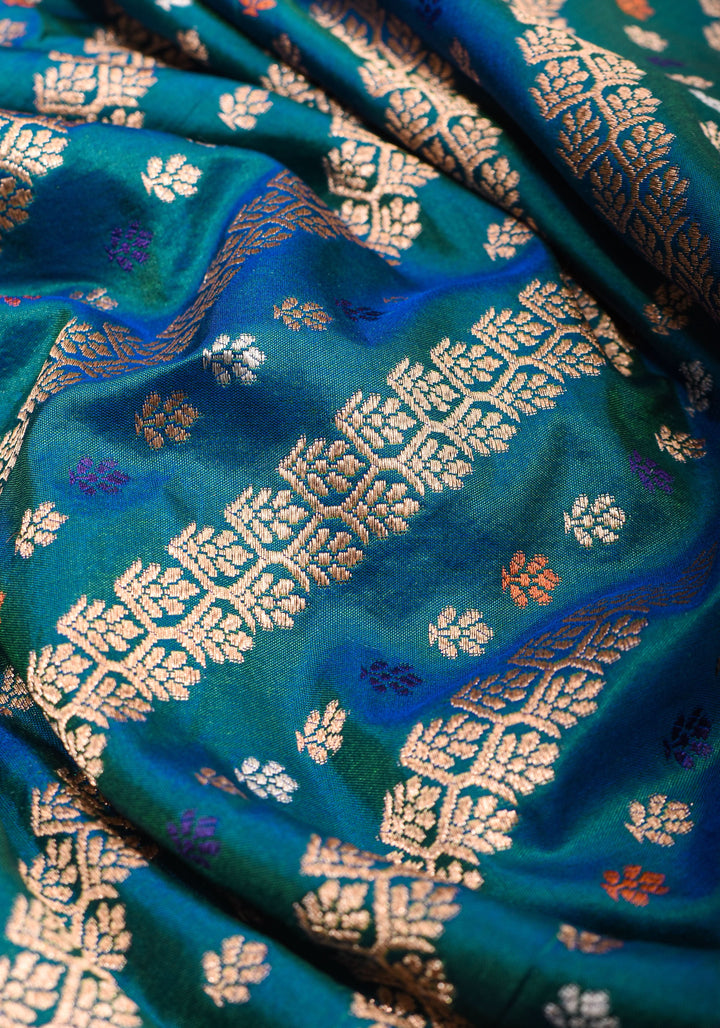 Exquisite Banarasi Silk Saree in Peacock Blue & Green Dual tone with Meenakari Leheria  with Intricate Pallu and Zari  | SILK MARK CERTIFIED