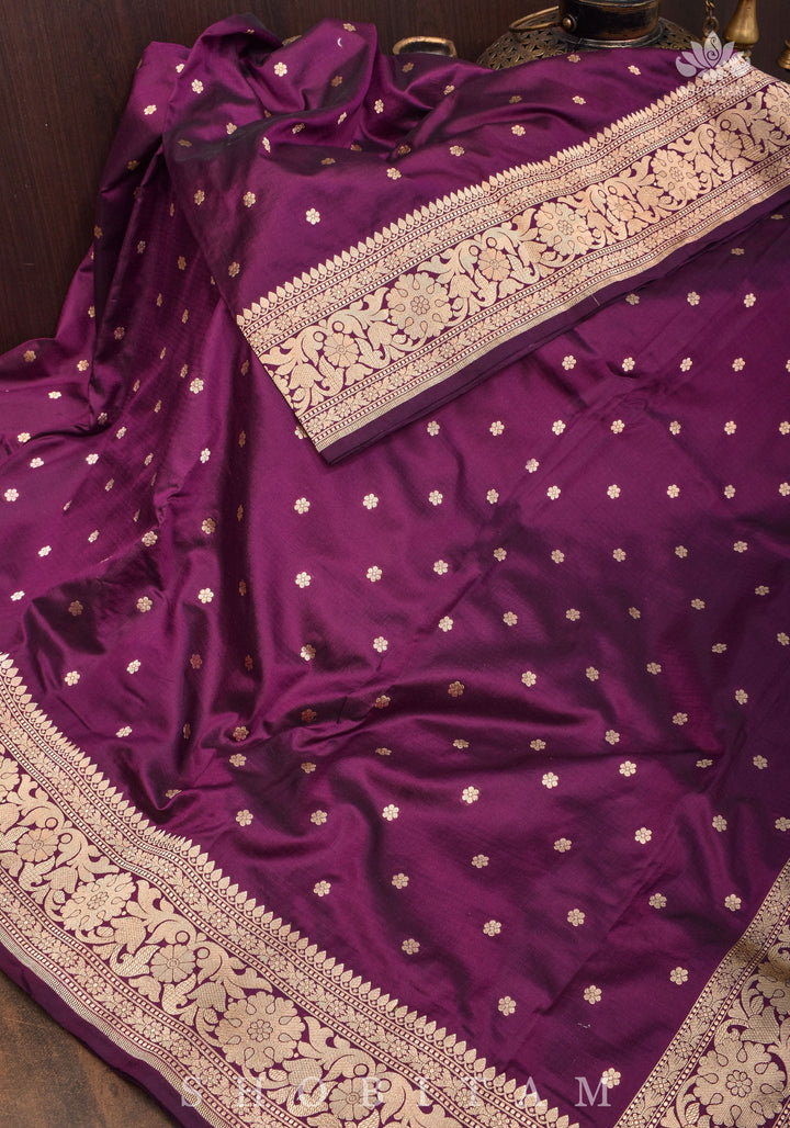 Resplendent Pallu Pure Katan Silk Banarasi Saree with Chunri Butis in plum | SILK MARK CERTIFIED.