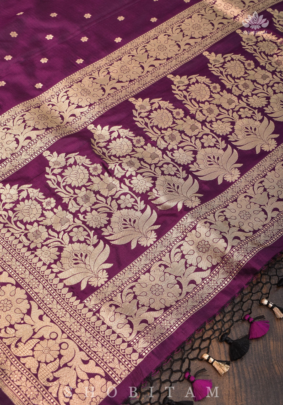 Resplendent Pallu Pure Katan Silk Banarasi Saree with Chunri Butis in plum | SILK MARK CERTIFIED.