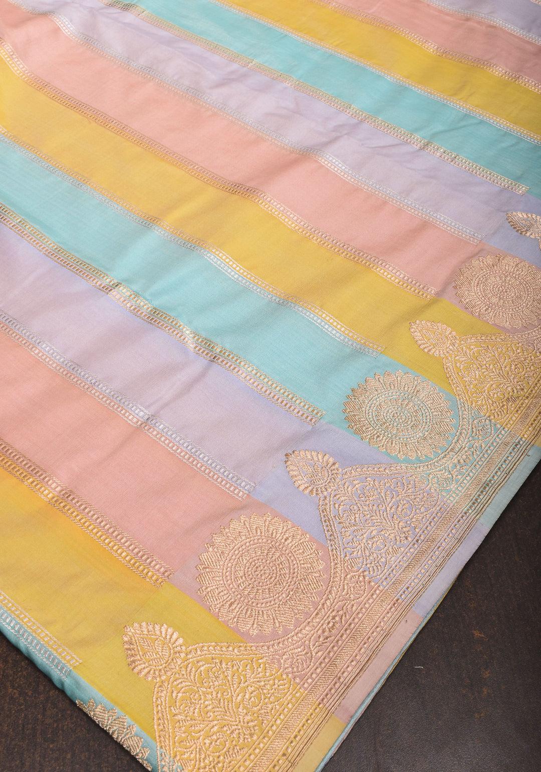 Pastel Hued Jharoka Pattren Pure Katan Silk saree with Ornate arched Zari 2 side borders | SILK MARK CERTIFIED