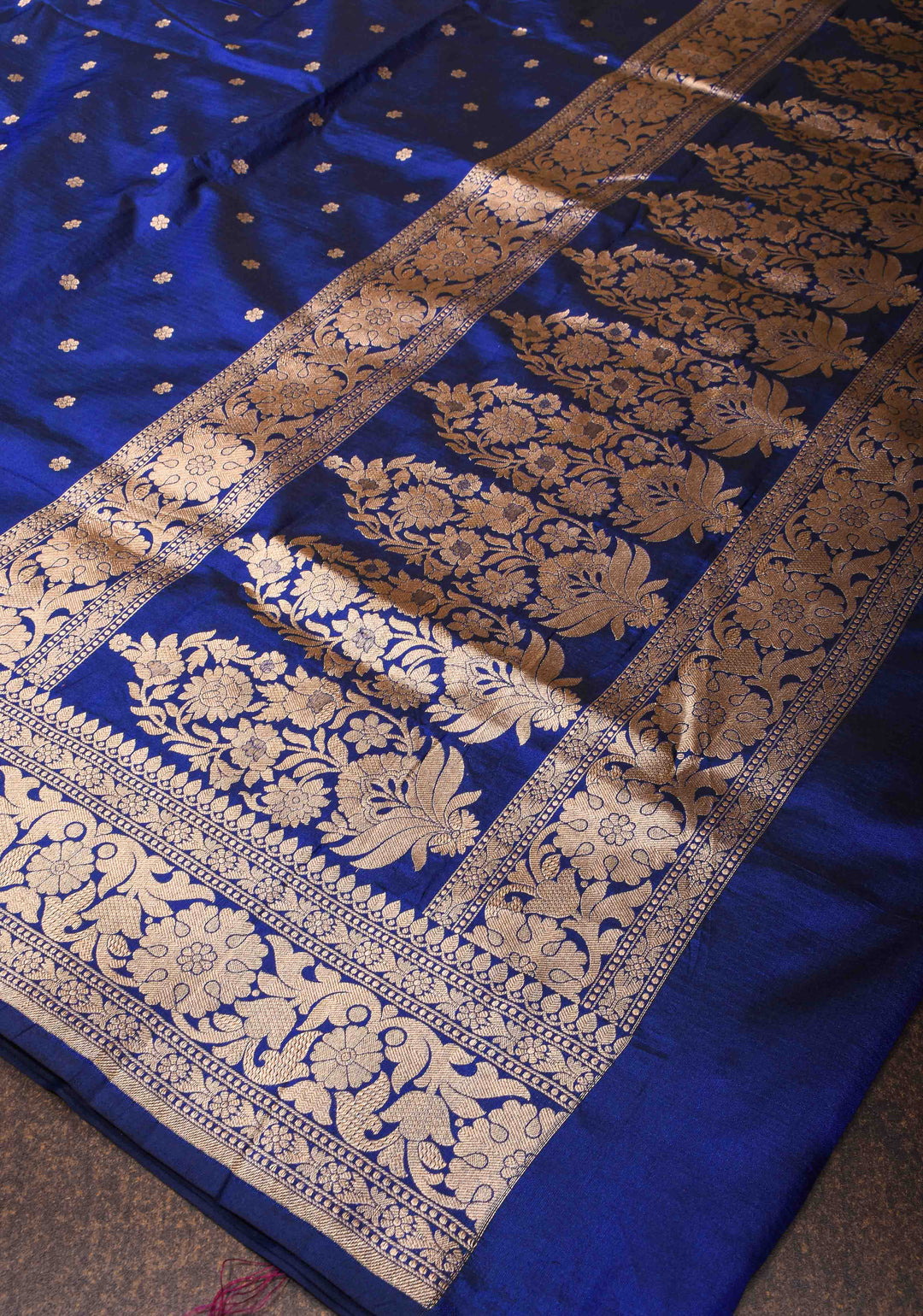 Exquisite Lapis Blue Banarasi Katan Silk Saree with Chunri Buttis and Zari Borders| SILK MARK CERTIFIED