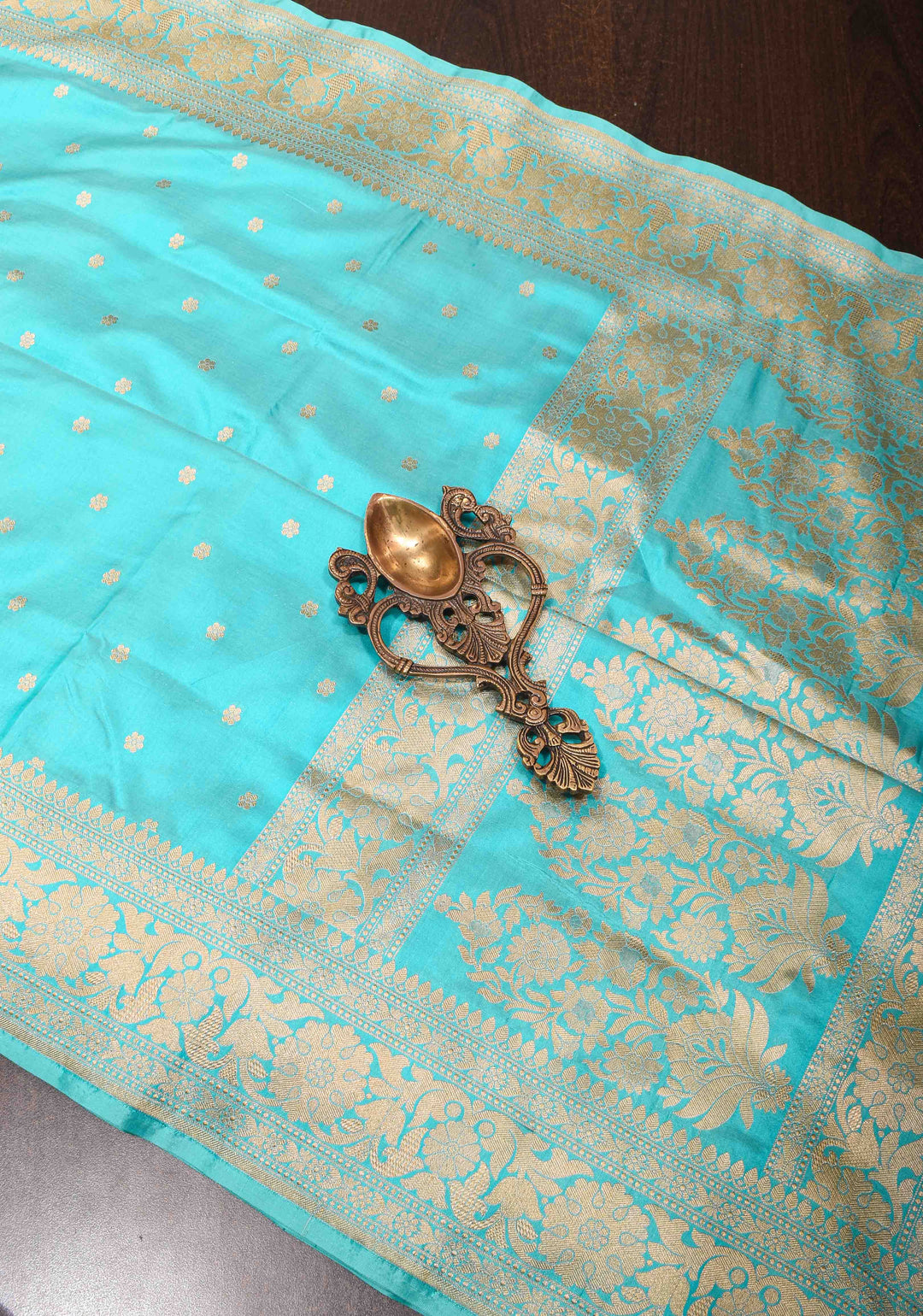 Banarasi Katan Silk Saree in Turquoise Blue with Chunri Buttas and Zari Border | SILK MARK CERTIFIED
