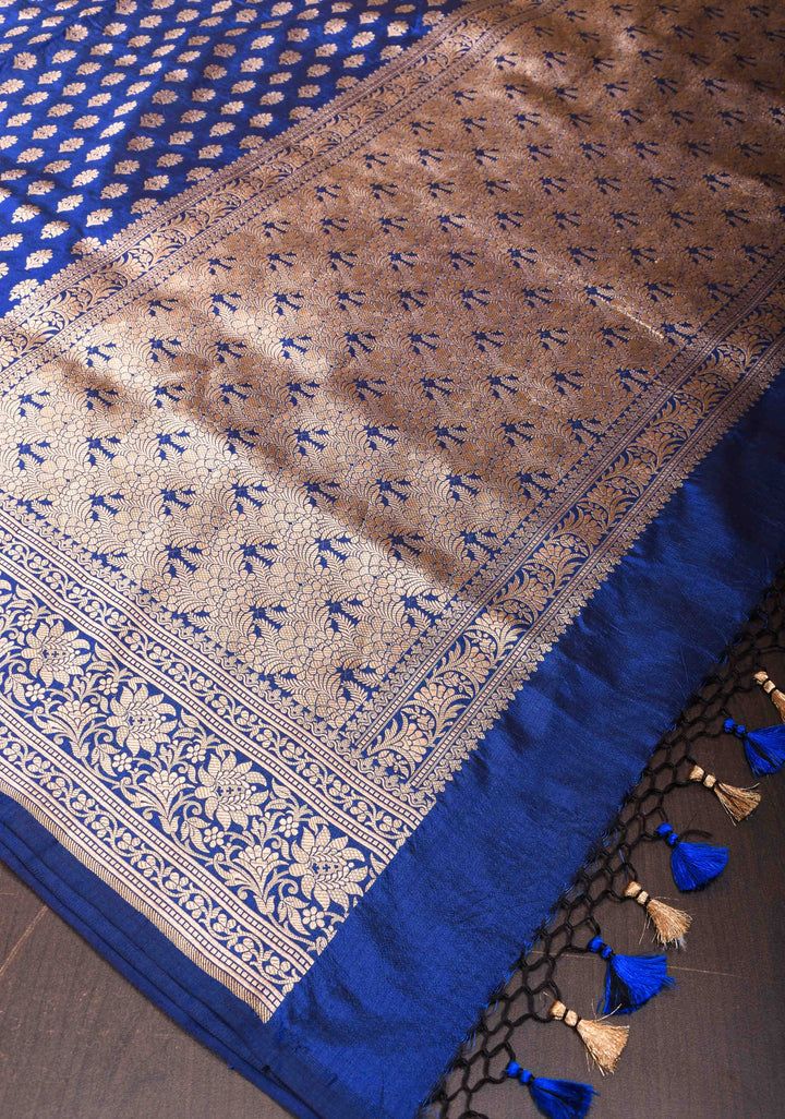 Exquisite Lapis Blue Banarasi Katan Silk Saree with Chunri Buttis and Zari Borders| SILK MARK CERTIFIED