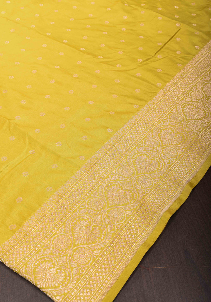 Pale Yellow Banarasi Katan Silk Saree with Chunri Buttis and Zari Borders| SILK MARK CERTIFIED