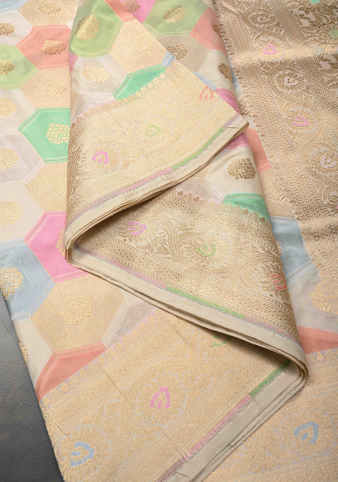 Pastel Multicolor Rangkaat Geometric Brocade Banarasi Katan Silk Saree and Meenakari  Border | SILK MARK CERTIFIED