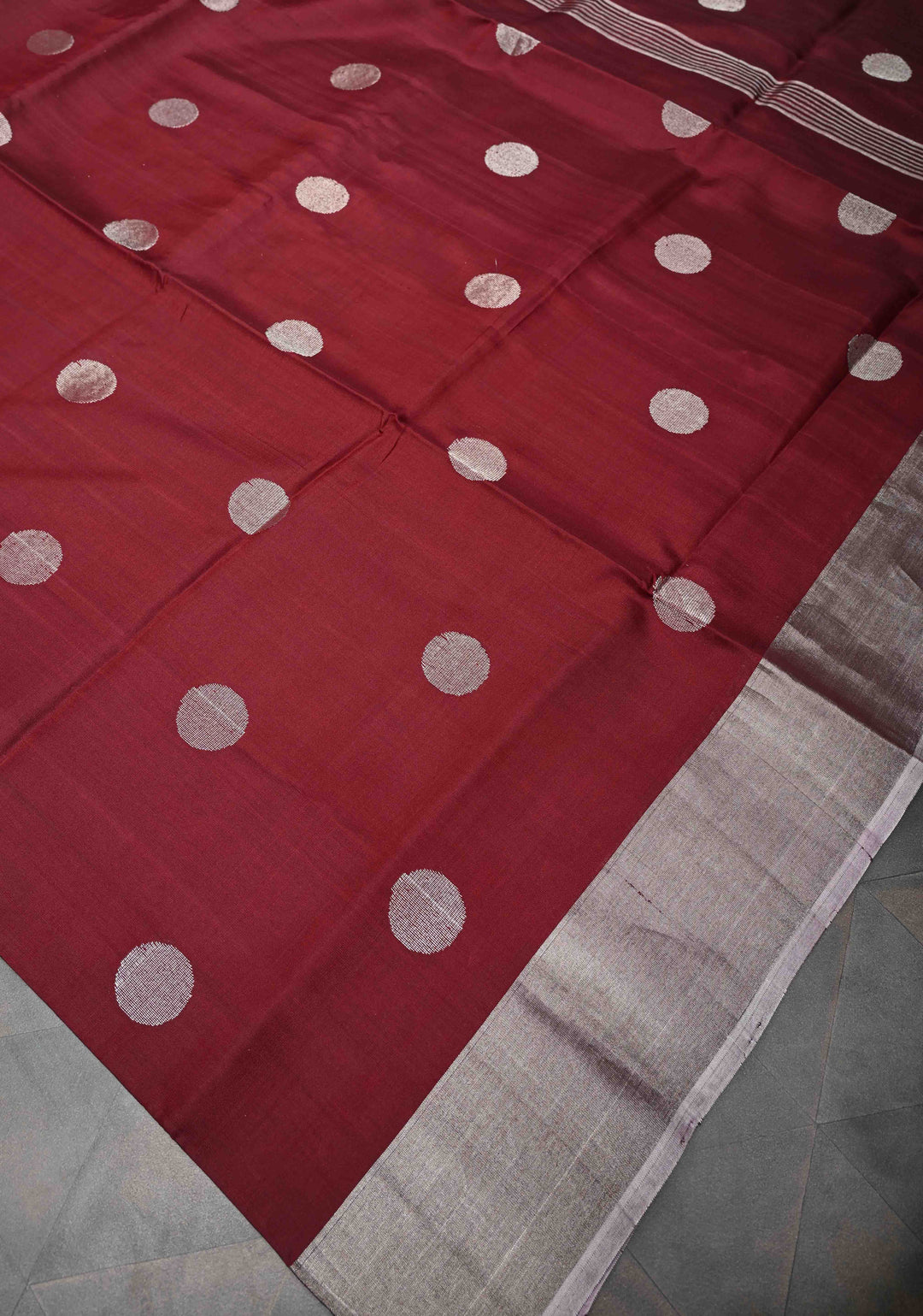 Burgundy Uppada Handloom Silk Saree with Dollar Buttas and Zari Border | SILK MARK CERTIFIED