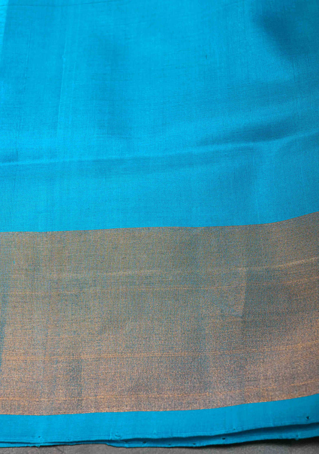 Avocado Green Uppada Handloom Silk Saree with Sona Rupa Buttas and Zari Border | SILK MARK CERTIFIED