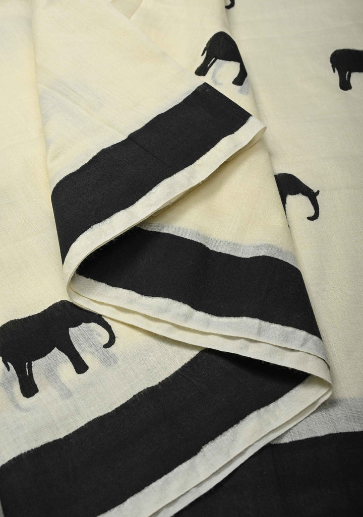 Off White Uppada Handloom Cotton Saree with Elephant Buttas and Contrast Border