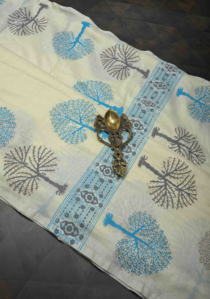 Off White Uppada Handloom Cotton Saree with Tree of life Buttas on Border and Pallu