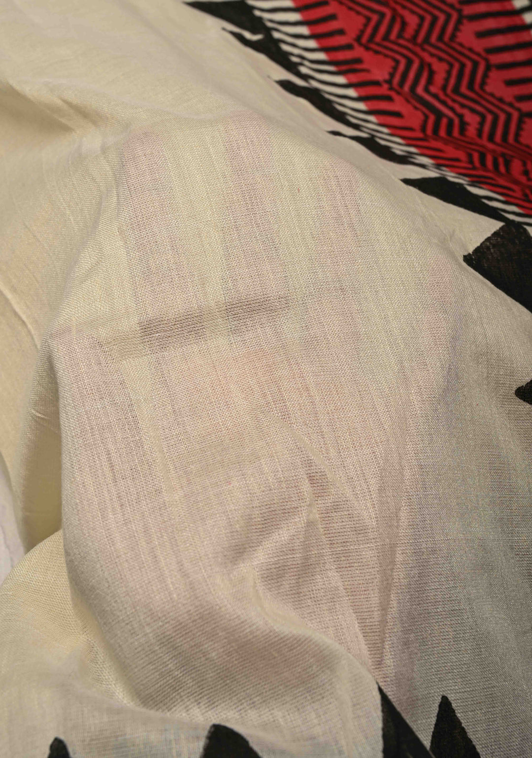 Cream Uppada Handloom Cotton Saree with Contrast Border and Mandala Motifs on Pallu