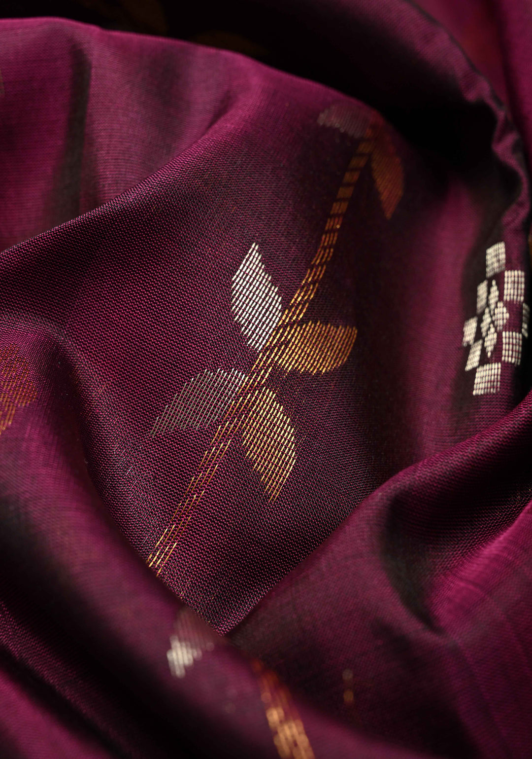 Magenta Sona Rupa Buttas-Stripes on Uppada Handloom Silk Saree with Black Panel and Tissue Zari Border| SILK MARK CERTIFIED