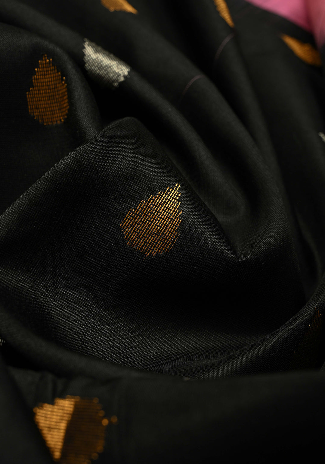 Black Uppada Handloom Silk Saree with Sona Rupa Buttas and Tissue Border | SILK MARK CERTIFIED