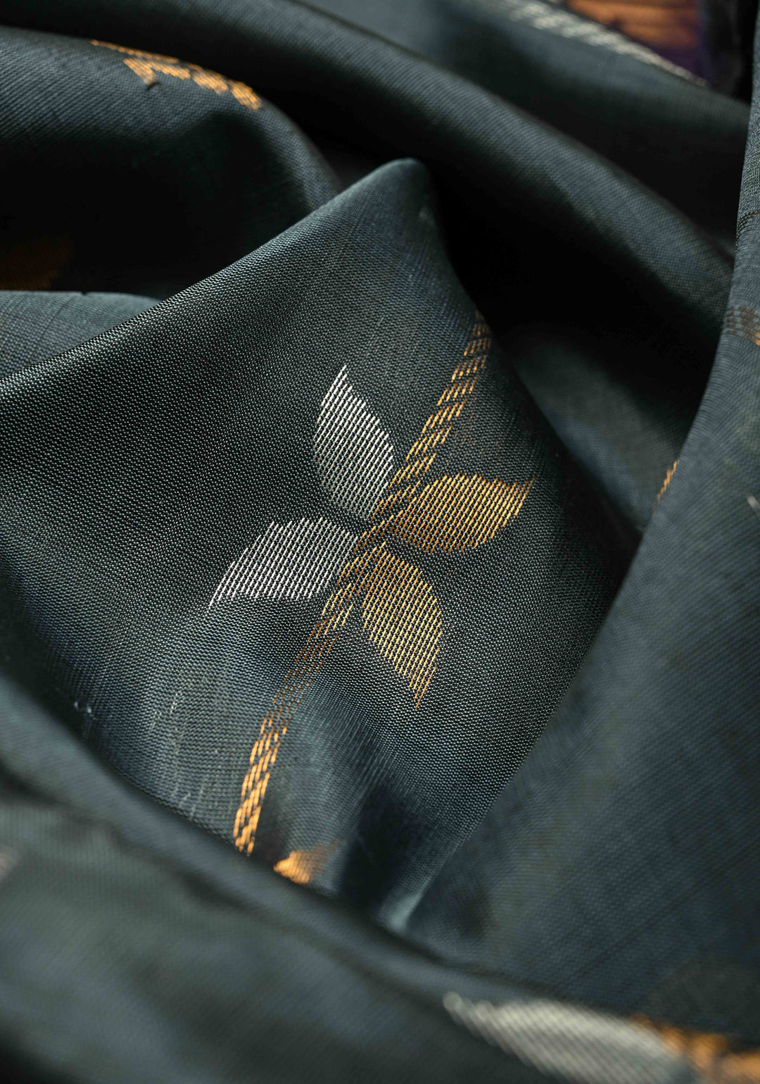 Exquisite Sona Rupa Zari Stripes Buttas Gray Uppada Handloom Silk Saree with Ikkat Border | SILK MARK CERTIFIED