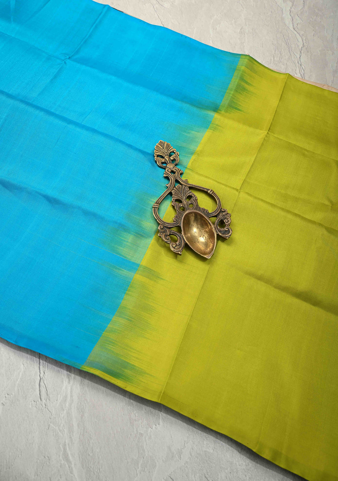 Borderless Off White-Black-Blue-Lime Green Uppada Handloom Pure Silk Saree with Panel Pattern | SILK MARK CERTIFIED