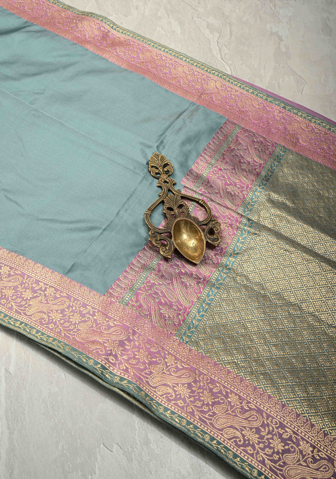 Greyish Blue Ektara Weave Silk Saree with Kadhuwa Contrast Zari Border | SILK MARK CERTIFIED