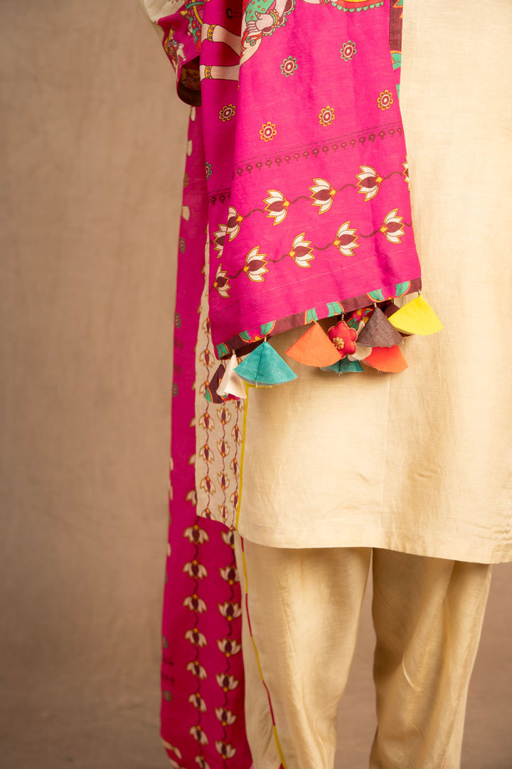 Padma Ivory (set of 3 ) Kurta+ dhoti + dupatta  | SHOBITAM