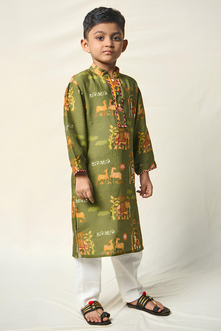 BAL YATRI GREEN SET (set of 2) | SHOBITAM