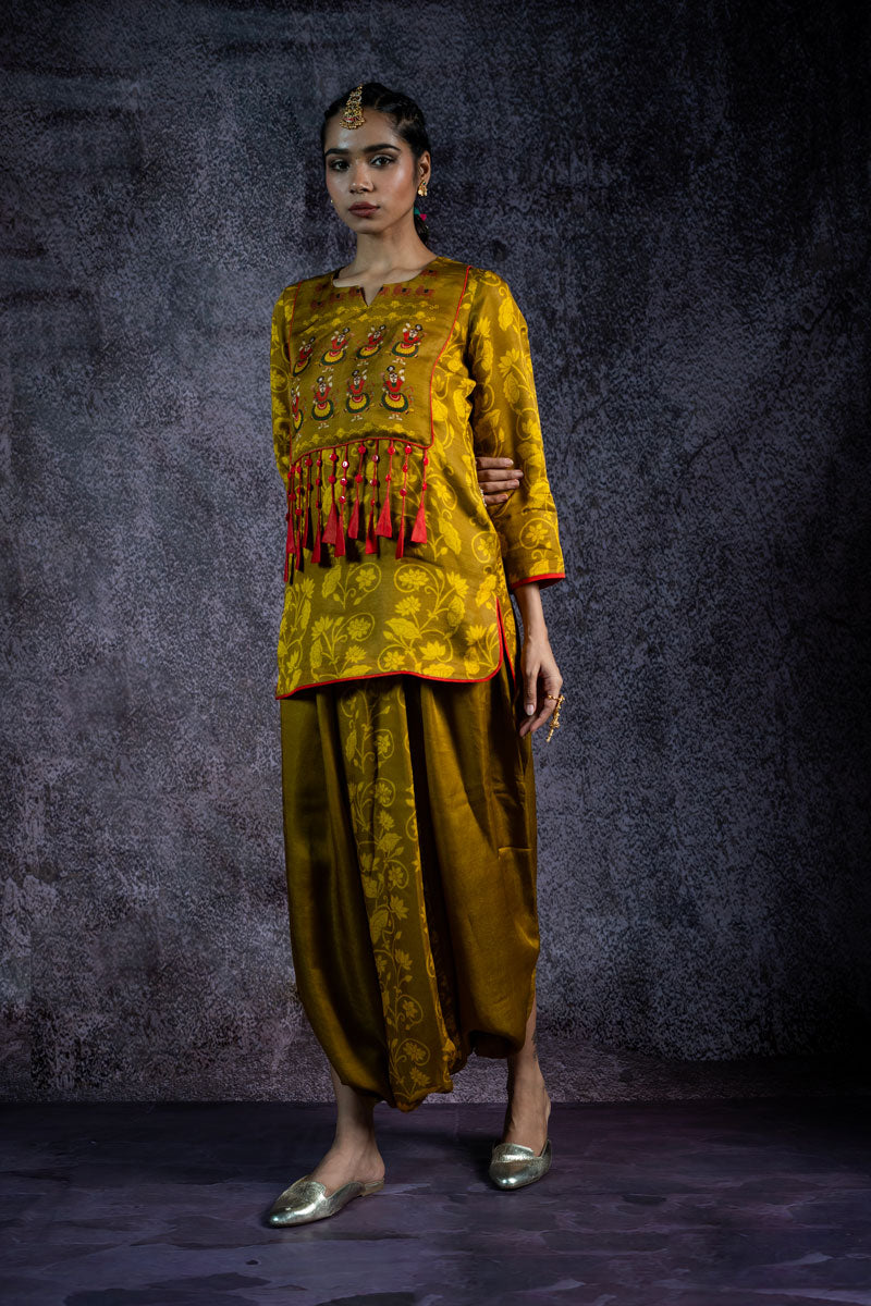 VRAJ LEELA METALLIC OLIVE KURTA + DHOTI ( SET OF 2 | SHOBITAM