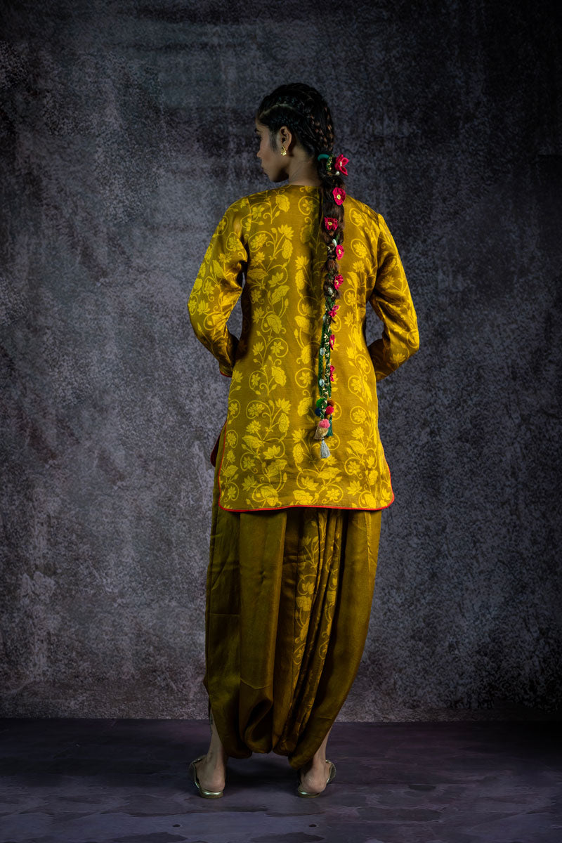 VRAJ LEELA METALLIC OLIVE KURTA + DHOTI ( SET OF 2 | SHOBITAM