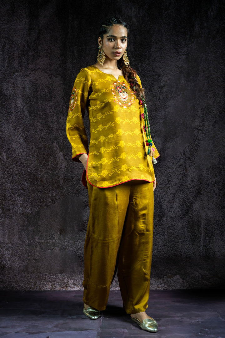 SHRINATHJI ARPAN METALLIC OLIVE KURTA | SHOBITAM