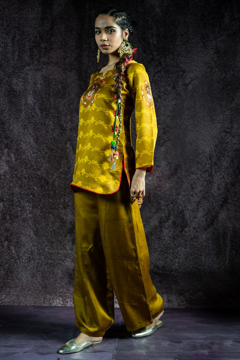 SHRINATHJI ARPAN METALLIC OLIVE KURTA | SHOBITAM