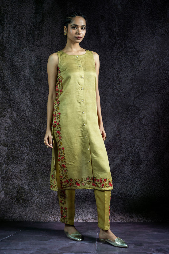 KAMAL LEELA METALLIC PISTA KURTA+PANT (SET OF 2) | SHOBITAM