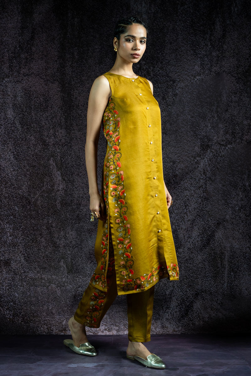 KAMAL LEELA METALLIC OLIVE KURTA + PANT (SET OF 2) | SHOBITAM