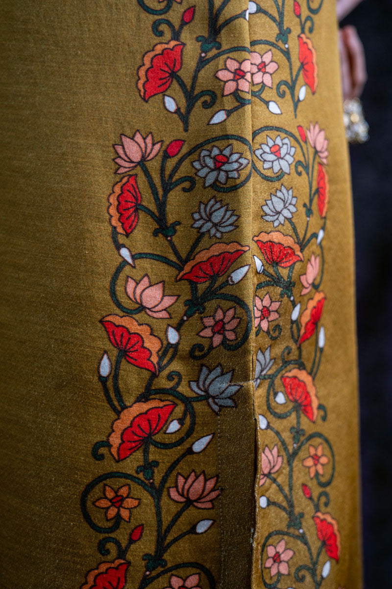 KAMAL LEELA METALLIC OLIVE KURTA + PANT (SET OF 2) | SHOBITAM