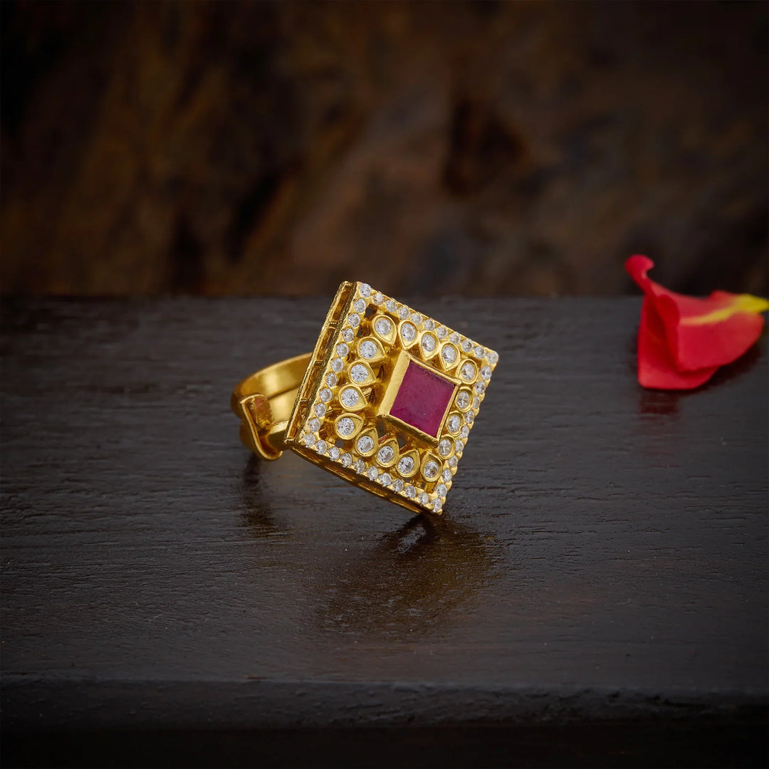 Pure 92.5 Silver, Gold Plated Sqarosa Ring