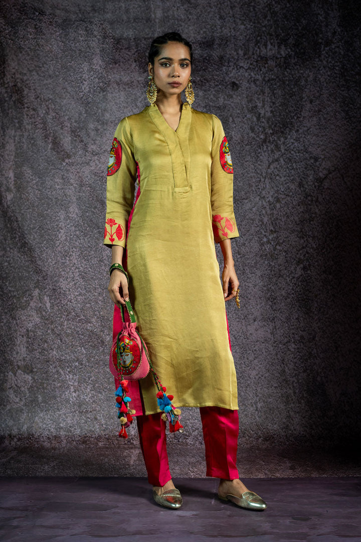 PADMA SAAJ PISTA METALLIC KURTA + SALWAR+ DUPATTA (SET OF 3) | SHOBITAM