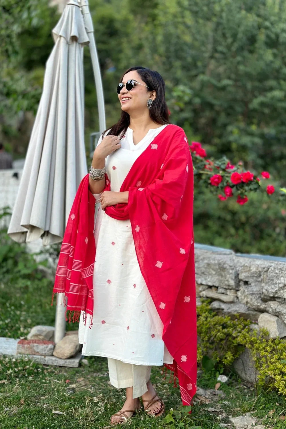 Handloom White Soft Cotton Jamdani Kurta Set With Dupatta | SHOBITAM