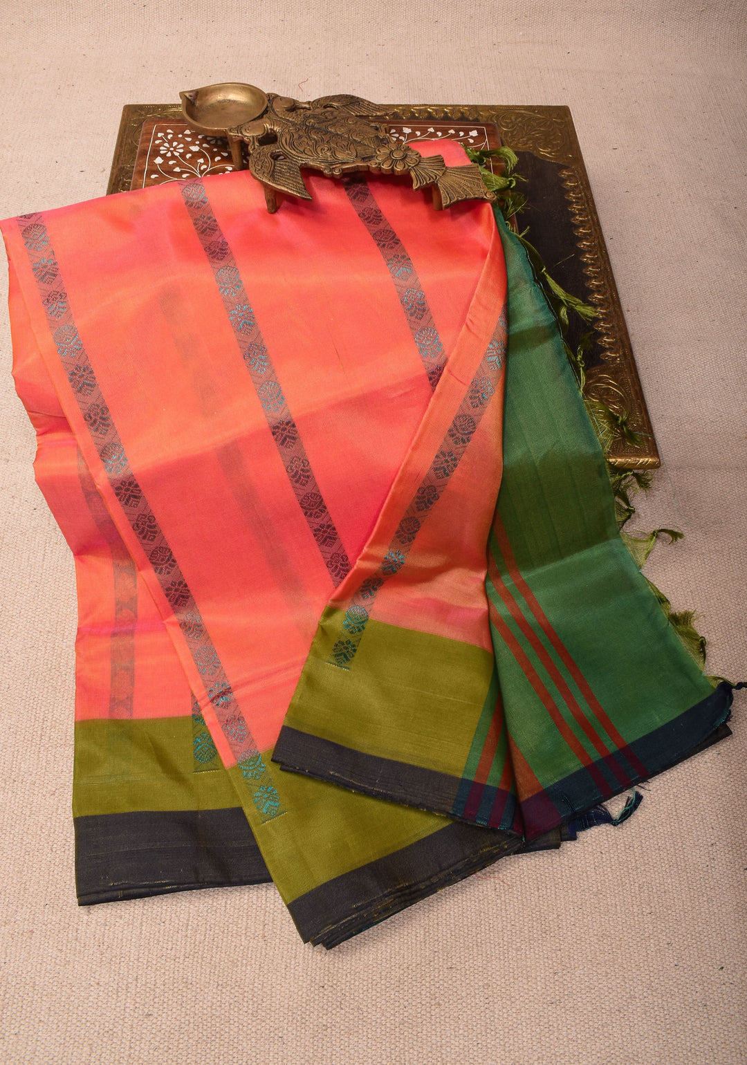Vegan Silk Handloom Saree in Peach Dual Tone with Green Contrast, No Blouse piece