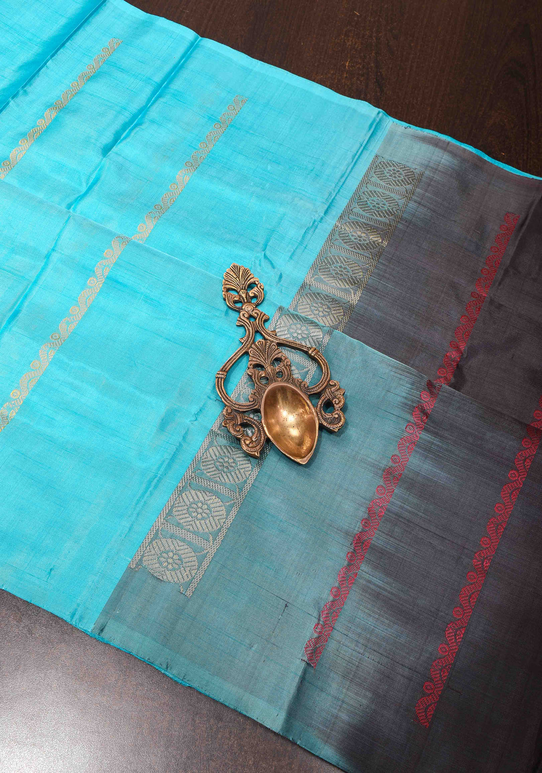 Vegan Silk Handloom Saree in Light Blue with black contrast pallu , No Blouse piece