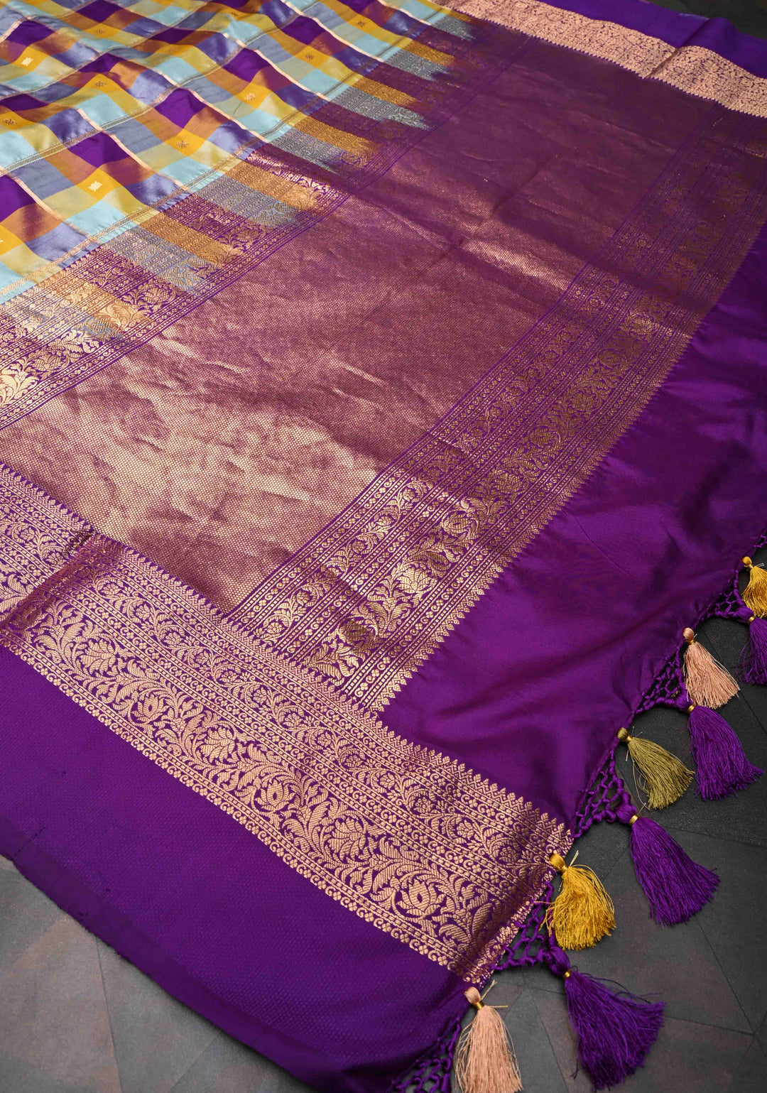 Pre Order - Exquisite Vidya Balan Checks Banarasi Silk Saree with Buttas and Kanjivaram Style Borders | SILK MARK CERTIFIED
