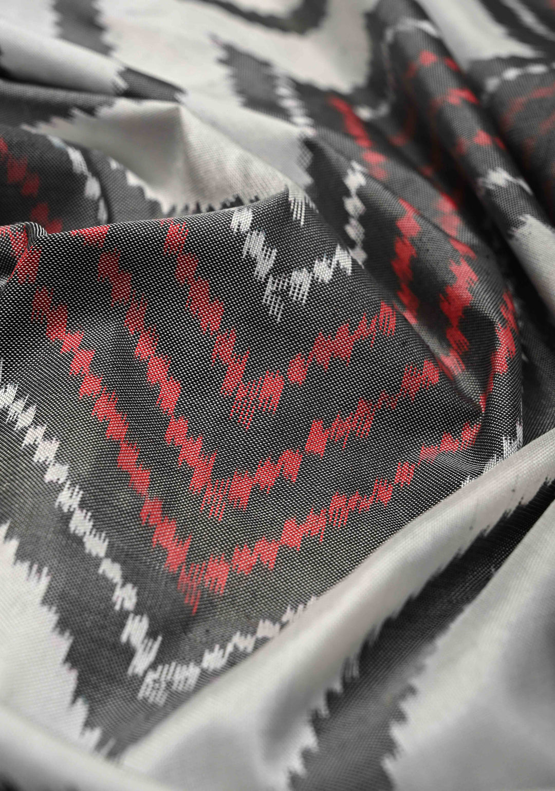 White-Gray Pochampally Ikkat Pure Silk Saree with Chevron Pattern and Rettaipet Border  | SILK MARK CERTIFIED