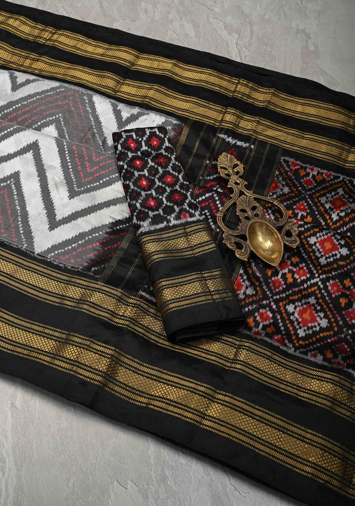 White-Gray Pochampally Ikkat Pure Silk Saree with Chevron Pattern and Rettaipet Border  | SILK MARK CERTIFIED