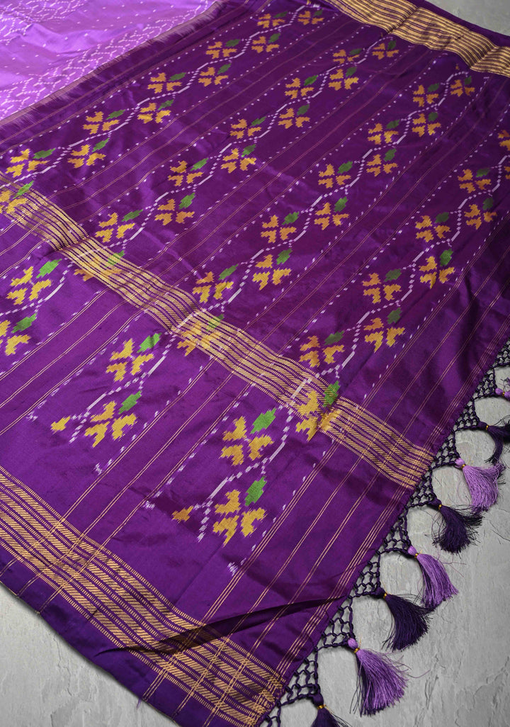 Lavender Pochampally Ikkat Pure Silk Saree with Ikkat Weave and Zari Border  | SILK MARK CERTIFIED