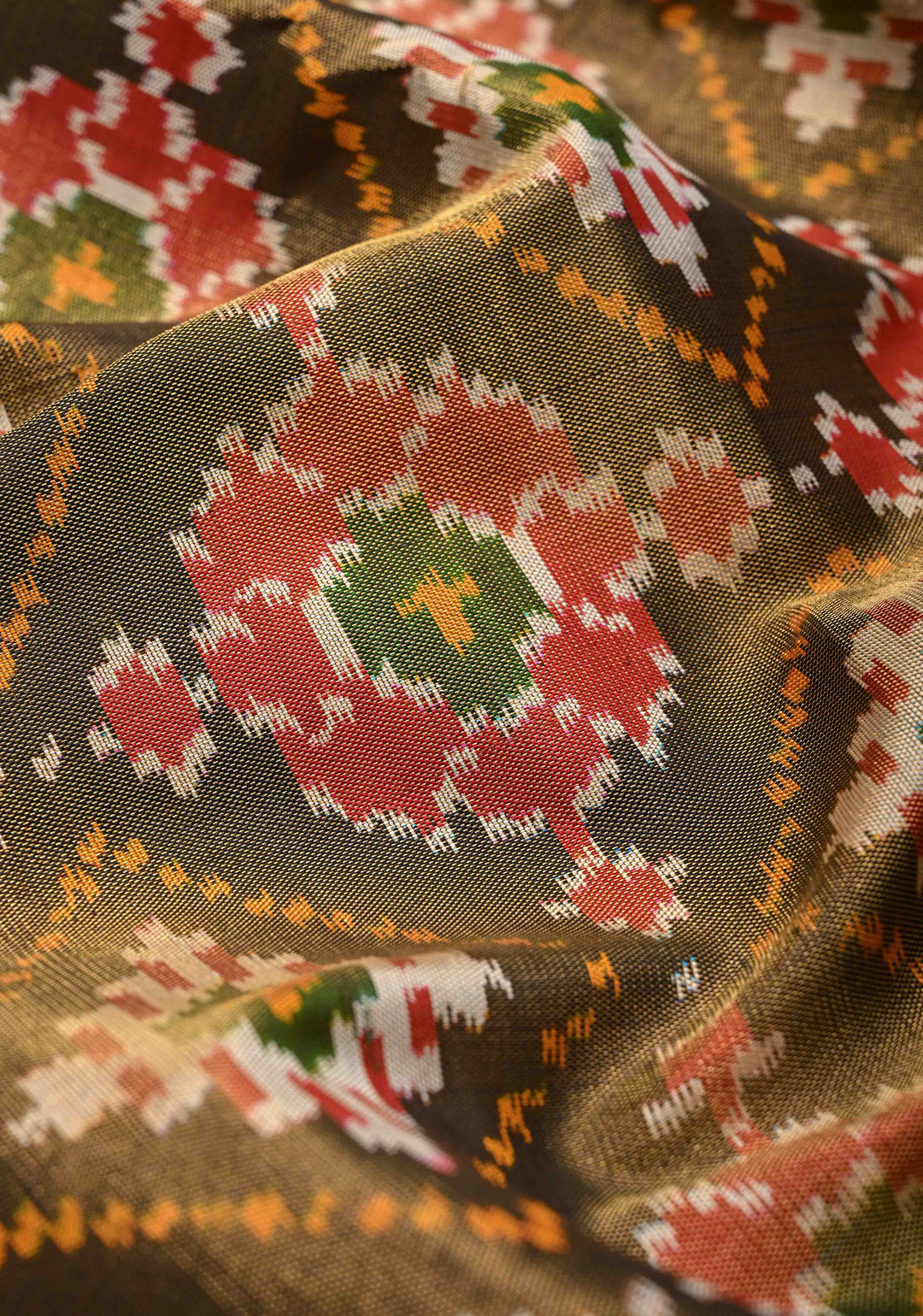 Green Pochampally Ikkat Pure Tissue Silk Saree Geometric Motifs with Tissue Border | SILK MARK CERTIFIED