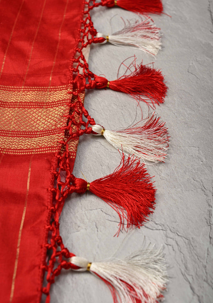 Ivory Patola Kanjivaram Fusion Silk Saree with Zari Border and ikkat pallu | SILK MARK CERTIFIED