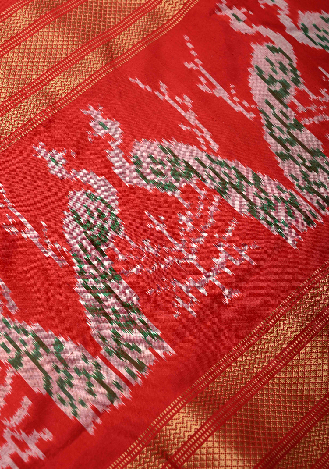 Ivory Patola Kanjivaram Fusion Silk Saree with Zari Border and ikkat pallu | SILK MARK CERTIFIED