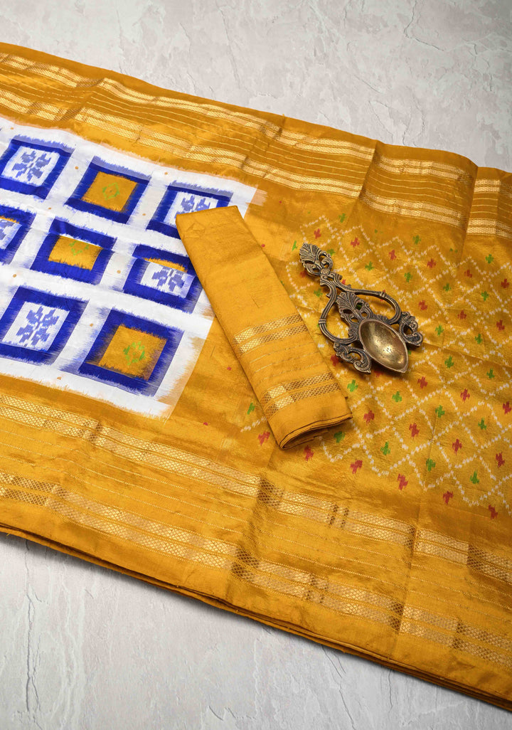 Off White Pochampally Ikkat Pure Silk Saree with Geometric Pattern and Contrast Zari Border | SILK MARK CERTIFIED