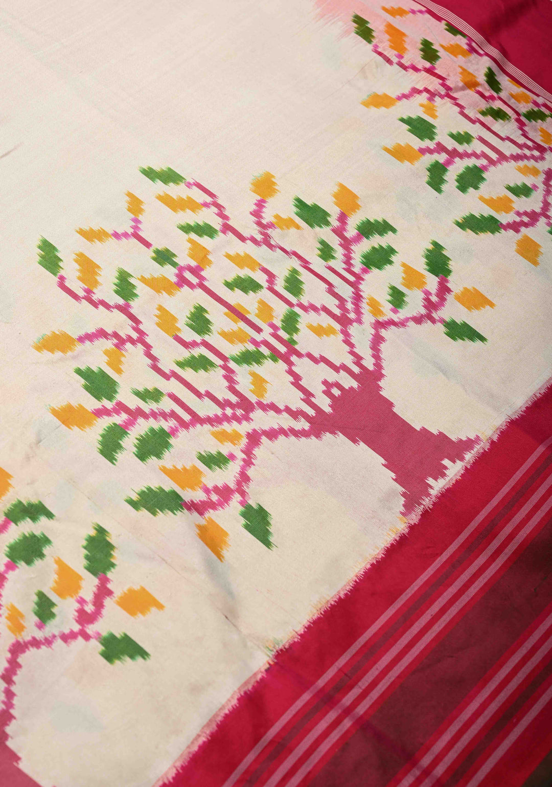 Off White Pochampally  Pure Silk Saree with Ikkat Tree motifs Contrast Border | SILK MARK CERTIFIED