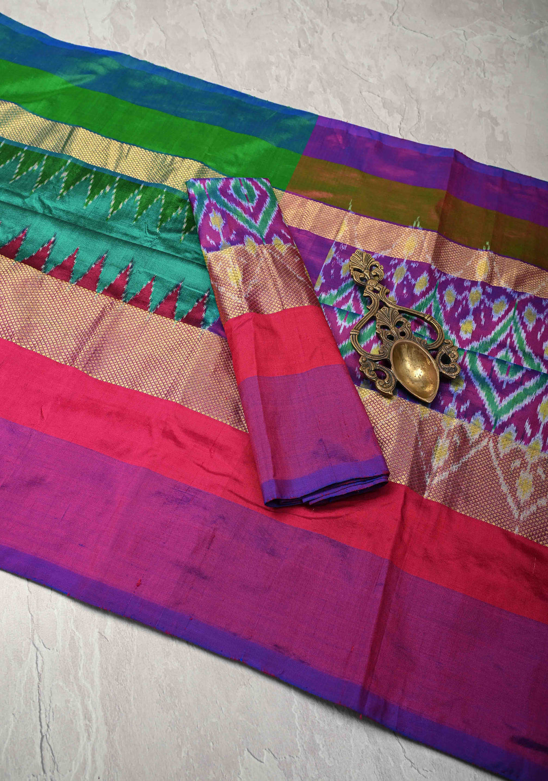 Rama Green Pochampally Ikkat Pure Silk Saree with Ganga Jamuna Panel Border | SILK MARK CERTIFIED