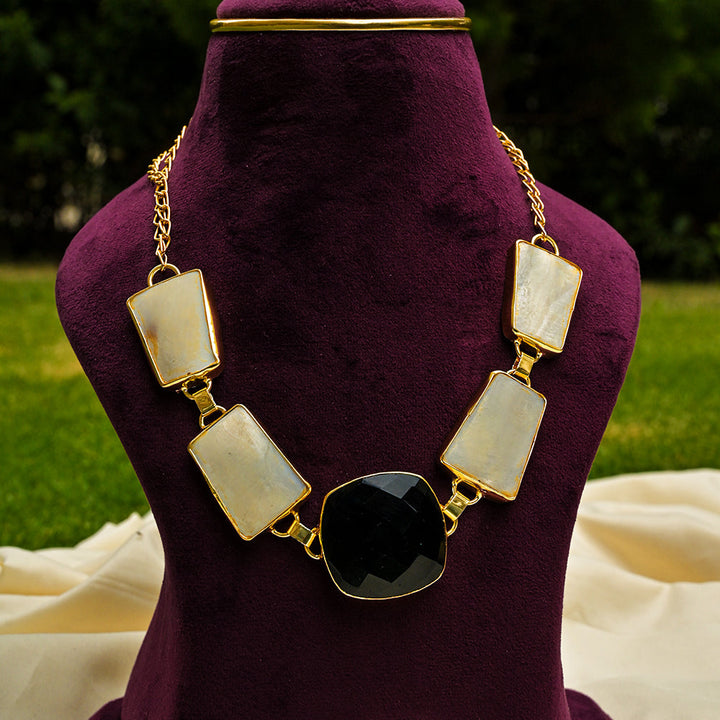 Black Onyx & MOP Gemstone Necklace Set | SHOBITAM