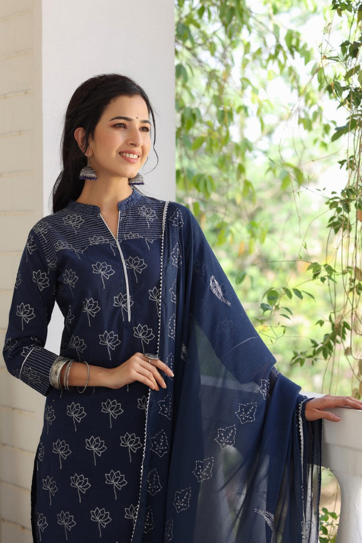 Navy Blue Floral Printed Pure Cotton Suit Set | SHOBITAM