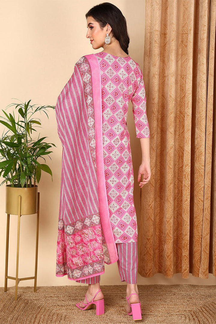 Pink Pure Cotton Geometric Printed Yoke Design Suit Set | SHOBITAM