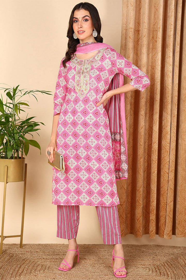 Pink Pure Cotton Geometric Printed Yoke Design Suit Set | SHOBITAM